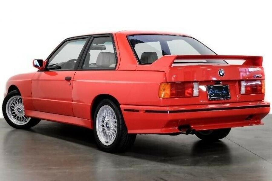  BMW M3 Paul Walker Collection (E30) 1991 года  (фото 6 из 43)